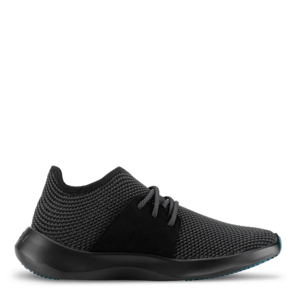 Vessi Women&#39;s Everyday Classic in Midnight Black On Black