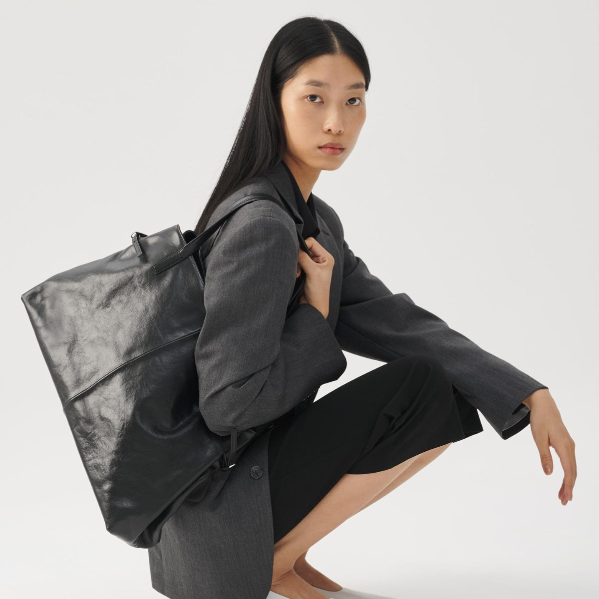 Vagabond Cannes Bag in Black