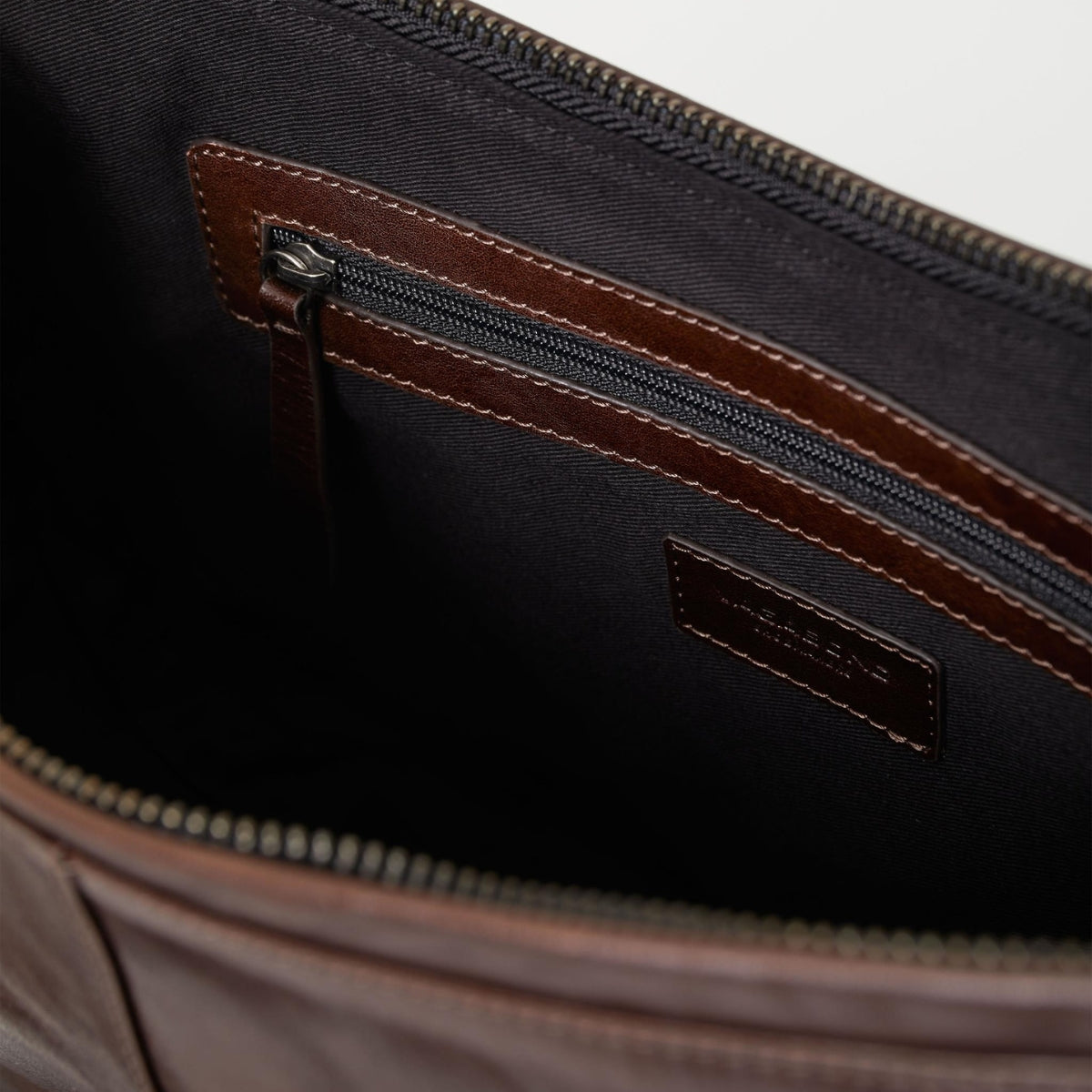 Vagabond Itami Bag in Brown Leather