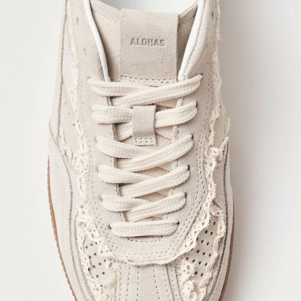 Alohas Women's Tb.490 in Crochet Cream