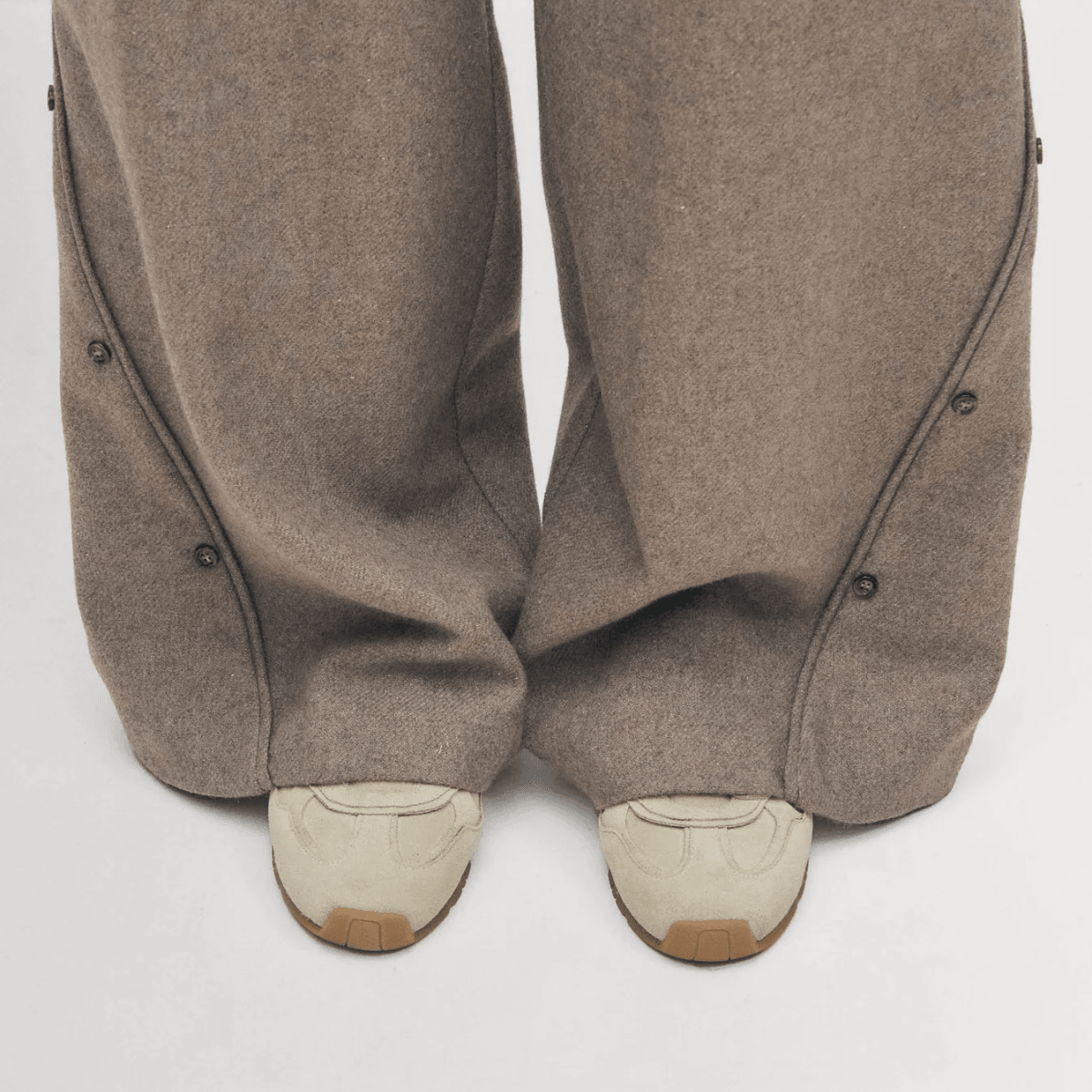 Alohas Women's Tb.56 in Suede Cream - Getoutside Shoes