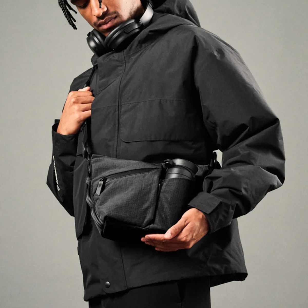 Alpaka Flow Satchel 2L in Black - Getoutside Shoes