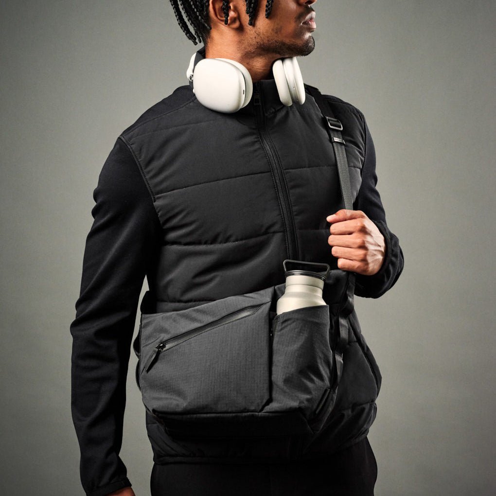 Alpaka Flow Satchel 4L in Black - Getoutside Shoes