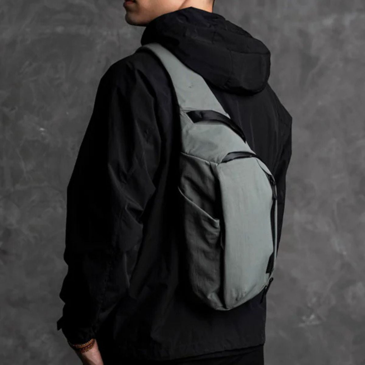 Alpaka Metro Crossbody - Left Shoulder inGray Axoflux 210D - Getoutside Shoes