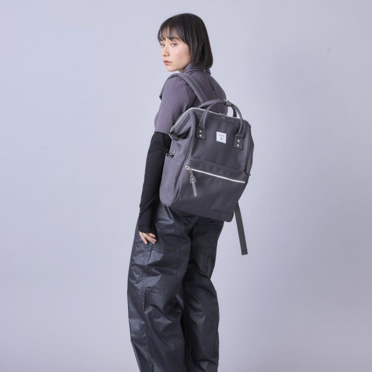 Anello Cross Bottle Backpack Regular in Dark Grey - Getoutside Shoes