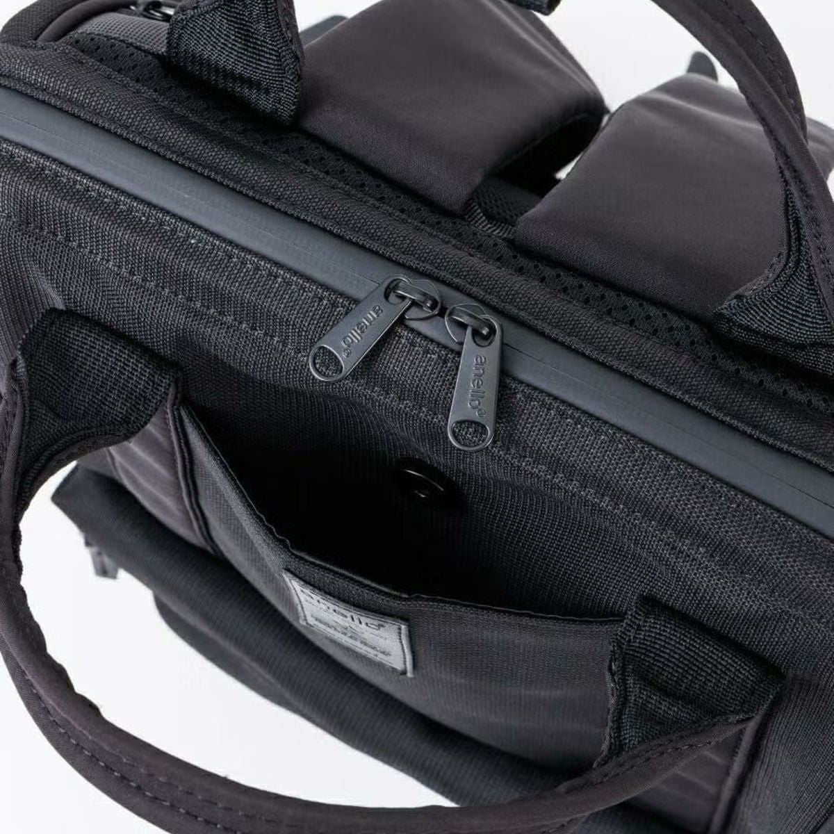 Anello Expand5 Clasp Backpack Large in Navy - Getoutside Shoes