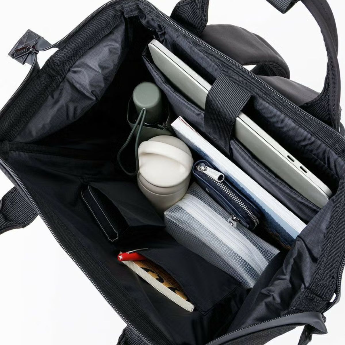 Anello Expand5 Clasp Backpack Large in Navy - Getoutside Shoes