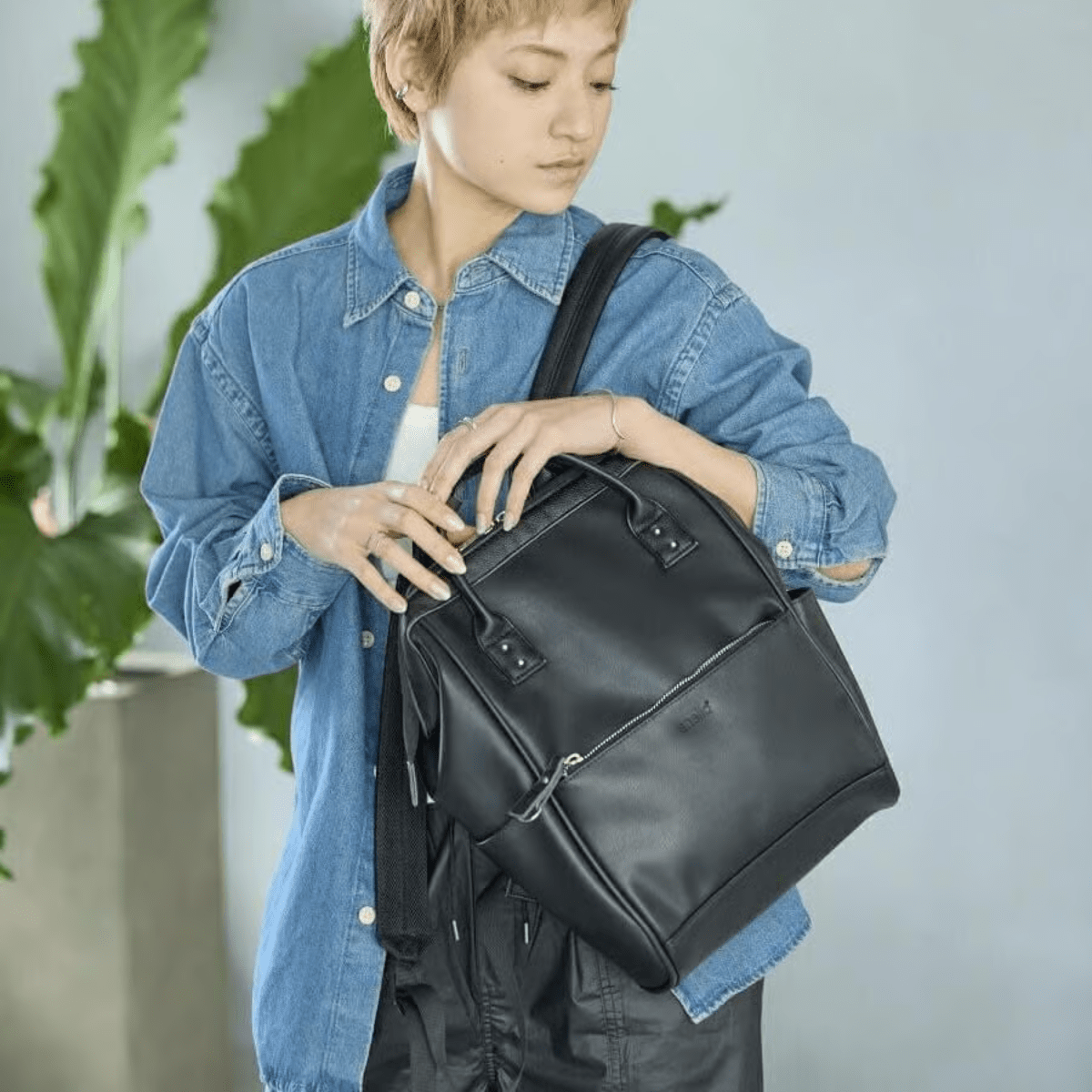 Anello Re:Retro Clasp Backpack Small in Black - Getoutside Shoes