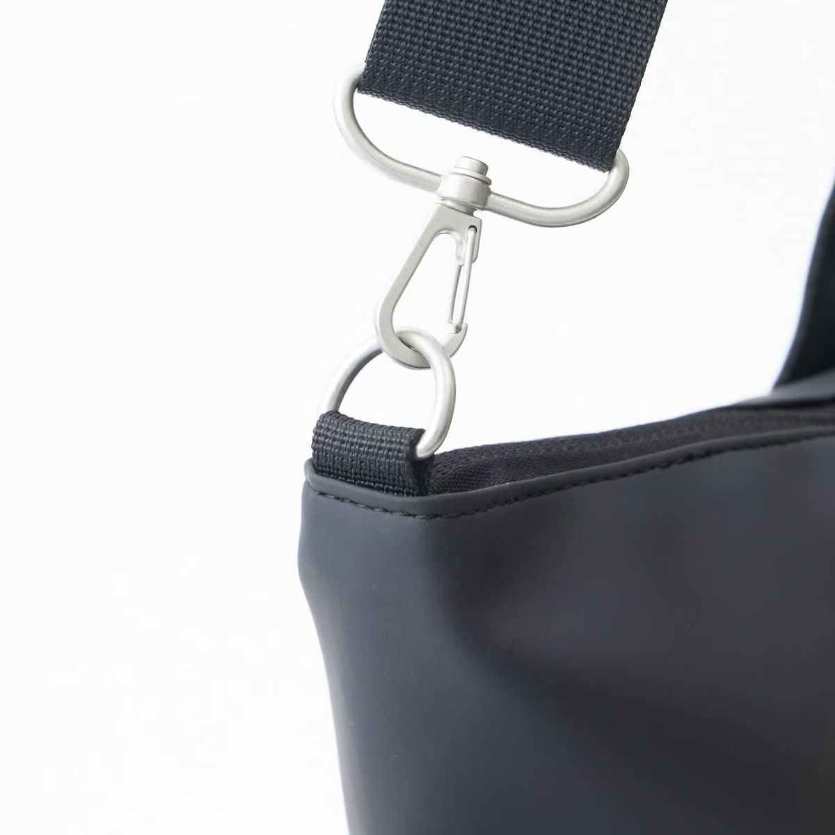 Anello Seek 2 - Way Tote Bag in Black - Getoutside Shoes