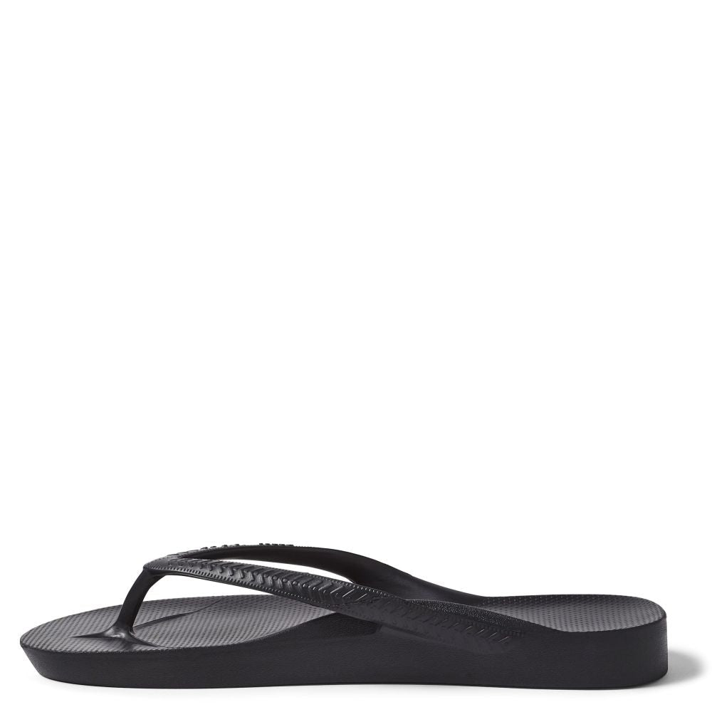 Archies Arch Support Flip Flops in Black - Getoutside Shoes