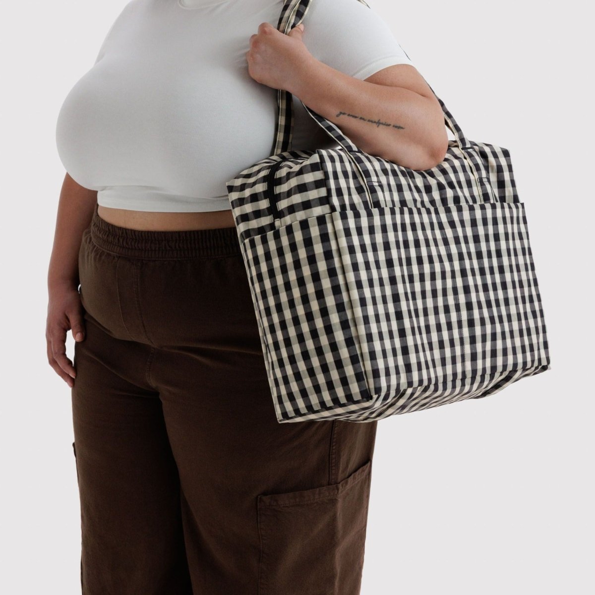 Baggu Cloud Carry-on in Black and Cream Gingham - Getoutside Shoes