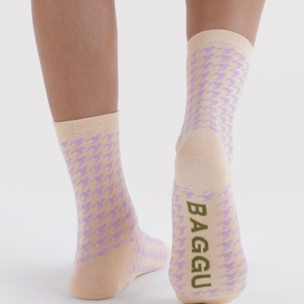 Baggu Crew Sock in Pink Houndstooth - Getoutside Shoes