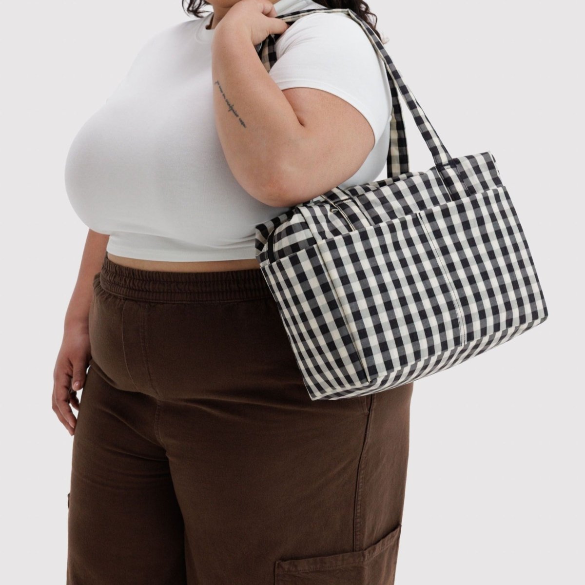 Baggu Everyday Cloud Bag in Black And Cream Gingham - Getoutside Shoes