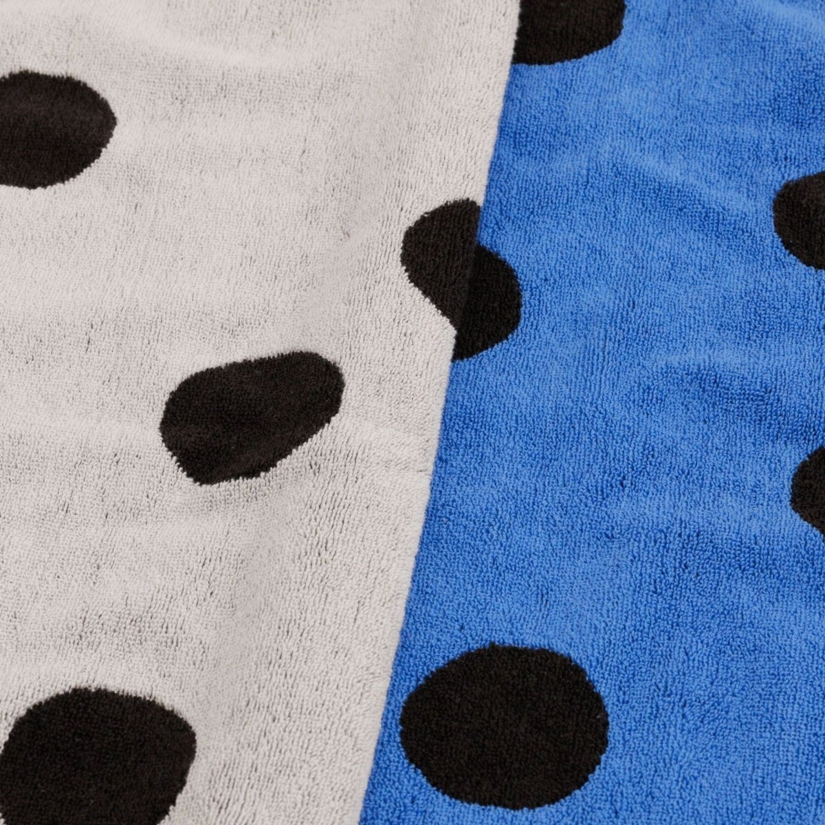 Baggu Hand Towel Set of 2 in Polka Dot Mix - Getoutside Shoes