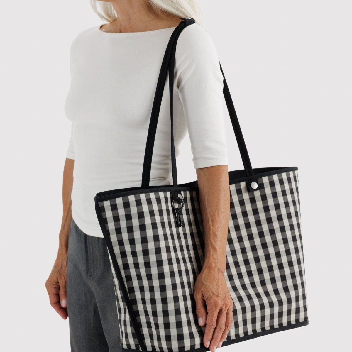 Baggu Large Nylon Reversible Tote in Black Mix - Getoutside Shoes