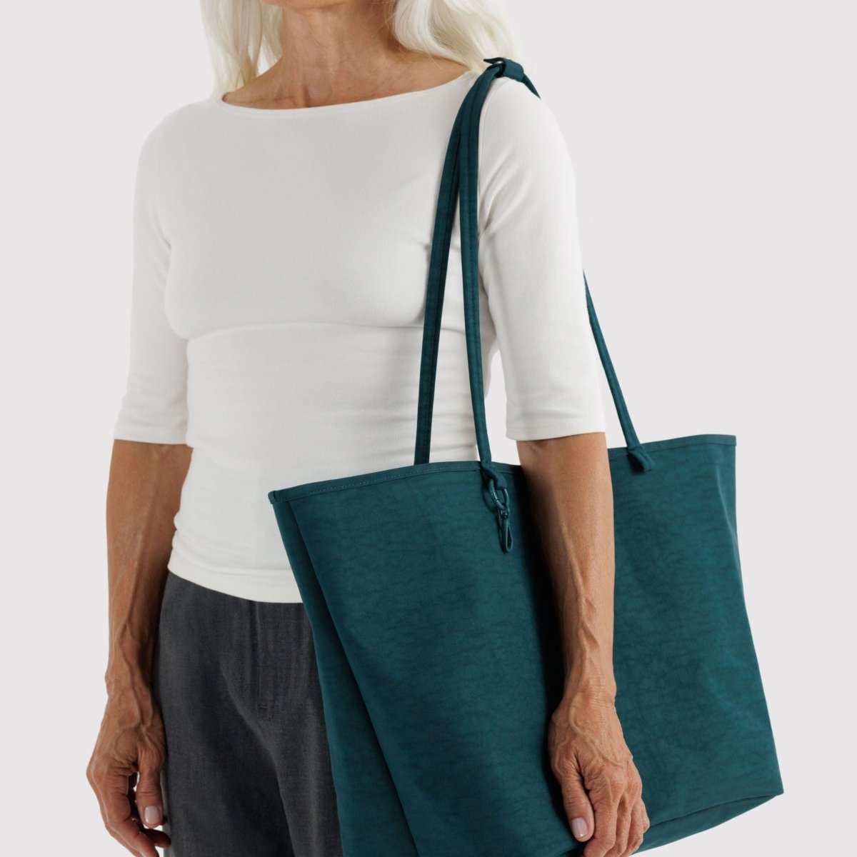 Baggu Large Nylon Reversible Tote in Deep Sea Mix - Getoutside Shoes