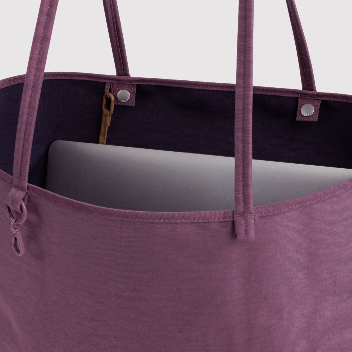 Baggu Large Nylon Reversible Tote in Wild Plum Mix - Getoutside Shoes