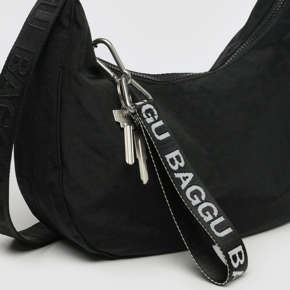 Baggu Logo Keychain in Black and White - Getoutside Shoes