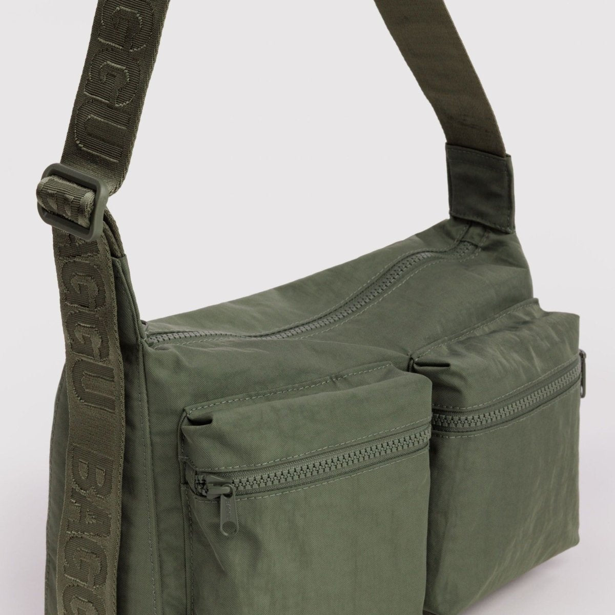 Baggu Medium Cargo Crossbody in Caper - Getoutside Shoes