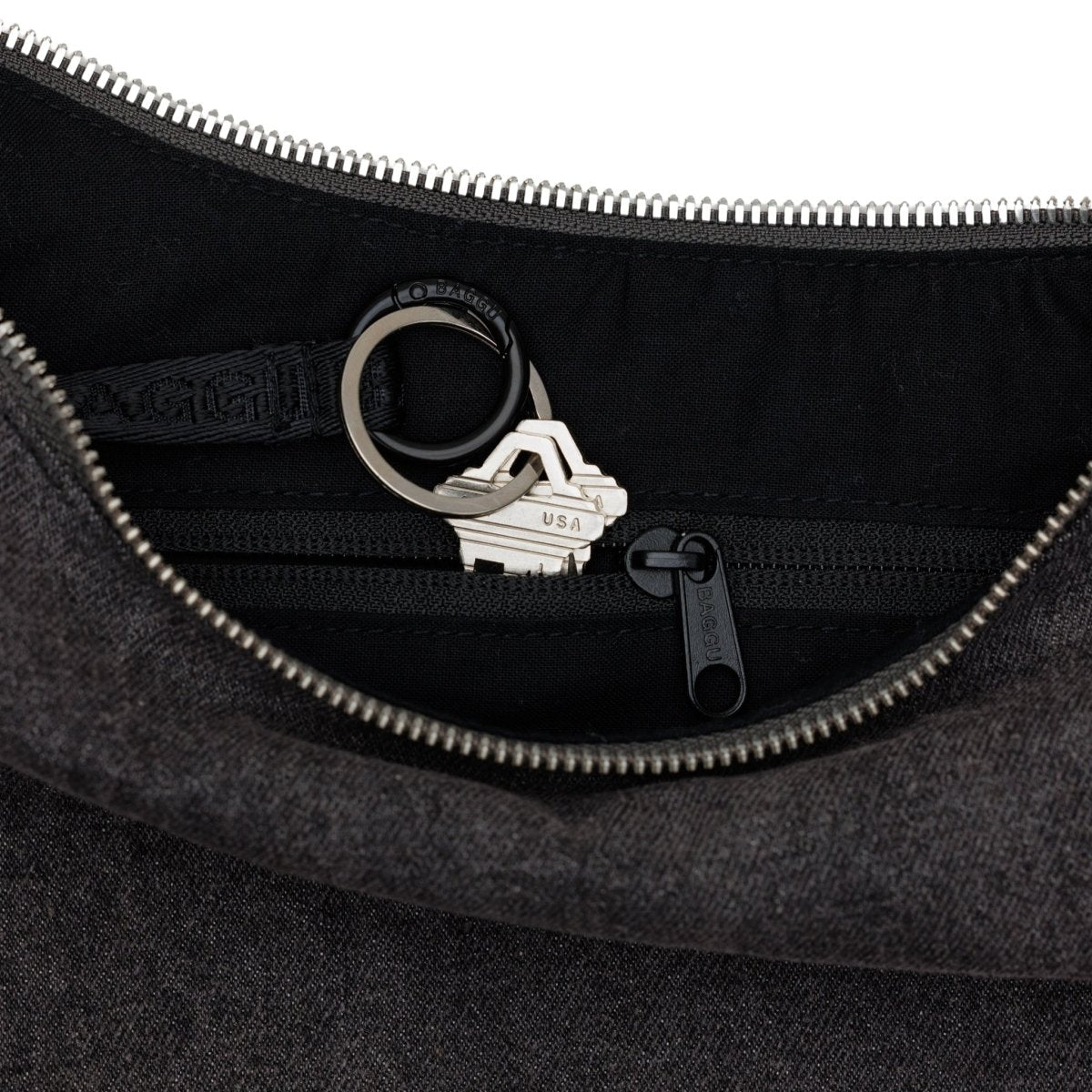 Baggu Medium Denim Crescent Bag in Black - Getoutside Shoes
