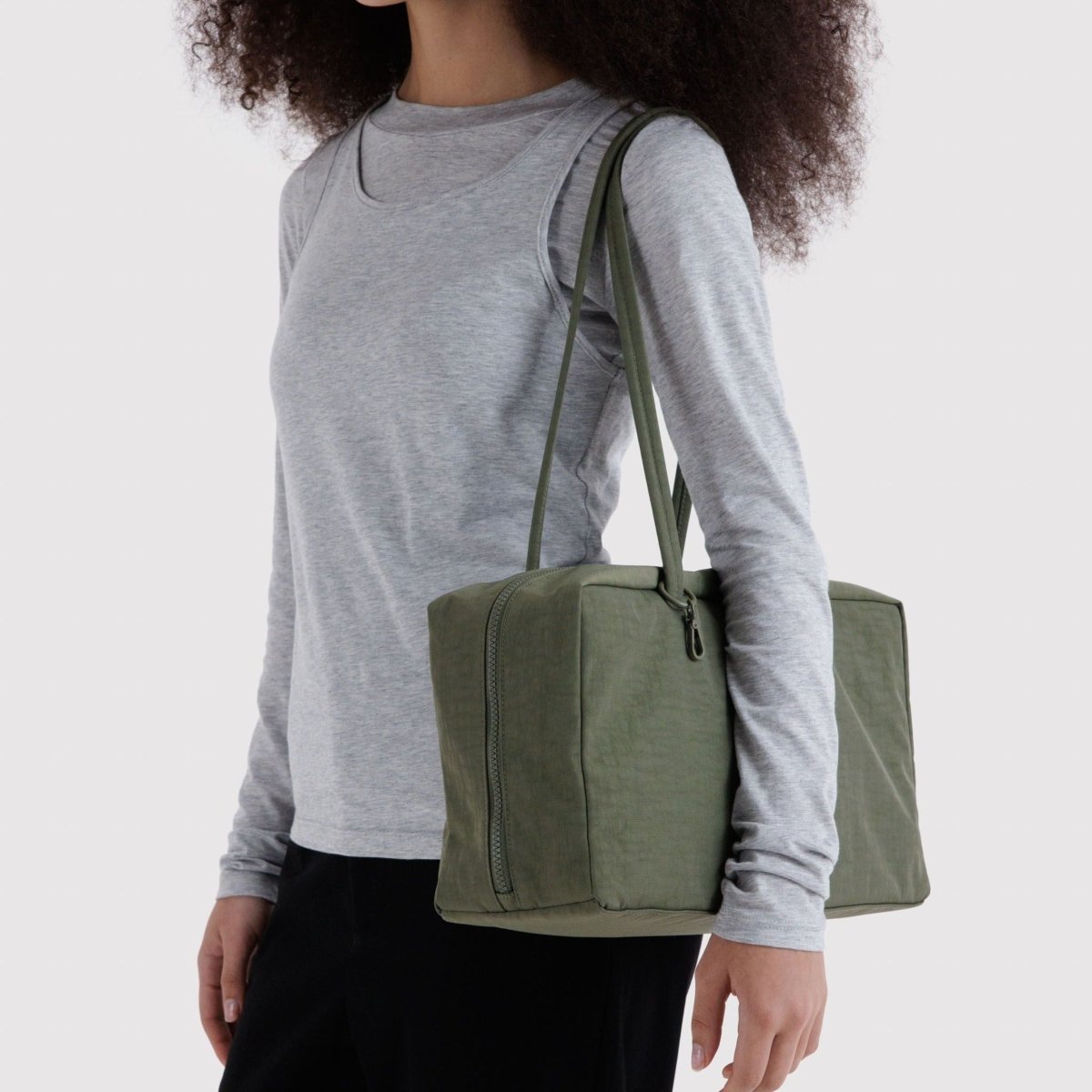 Baggu Medium Nylon Bowler Bag in Caper - Getoutside Shoes