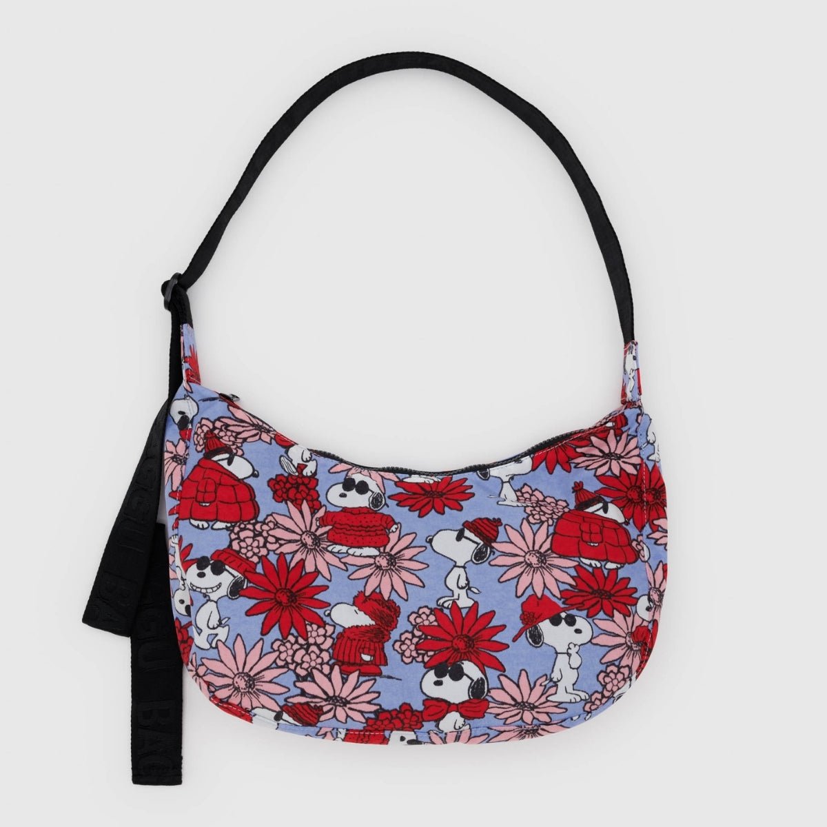 Baggu Medium Nylon Crescent Bag in Floral Snoopy - Getoutside Shoes