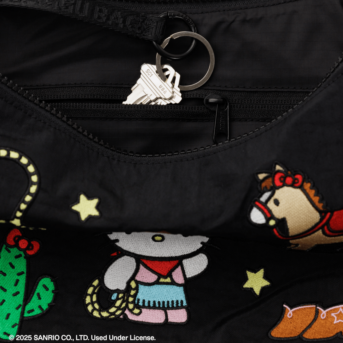 Baggu Medium Nylon Crescent Bag in Hello Kitty Western