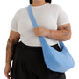 Baggu Medium Nylon Crescent Bag in Piscine - Getoutside Shoes