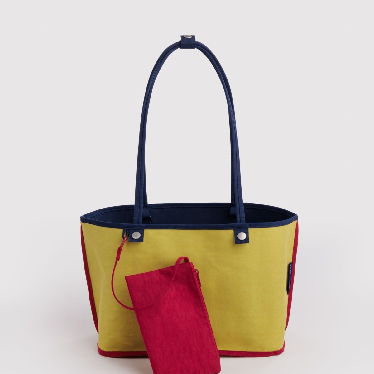 Baggu Medium Nylon Reversible Tote in Navy Mix - Getoutside Shoes