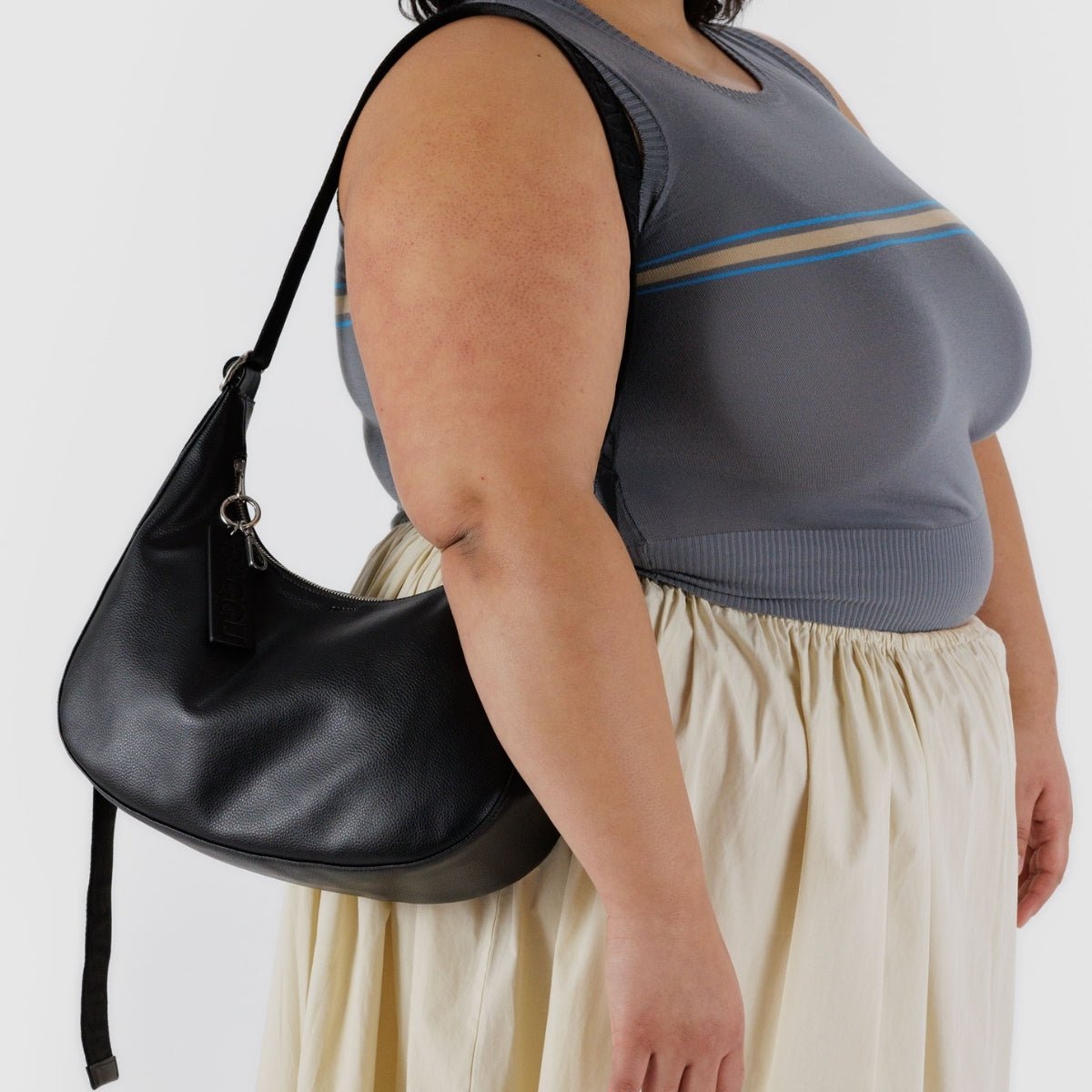 Baggu Medium Recycled Leather Crescent Bag in Black - Getoutside Shoes