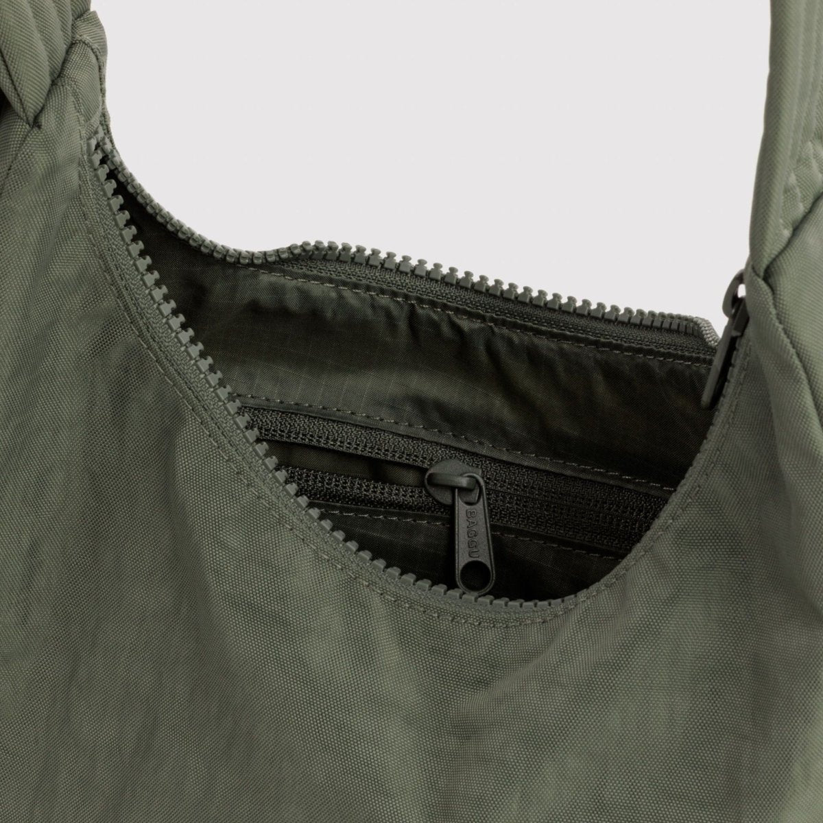 Baggu Mini Nylon Shoulder Bag in Caper - Getoutside Shoes