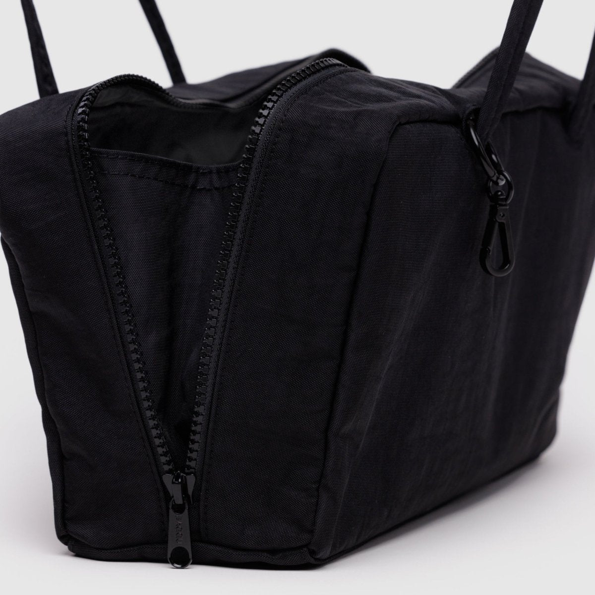 Baggu Nylon Bowler Bag in Black - Getoutside Shoes