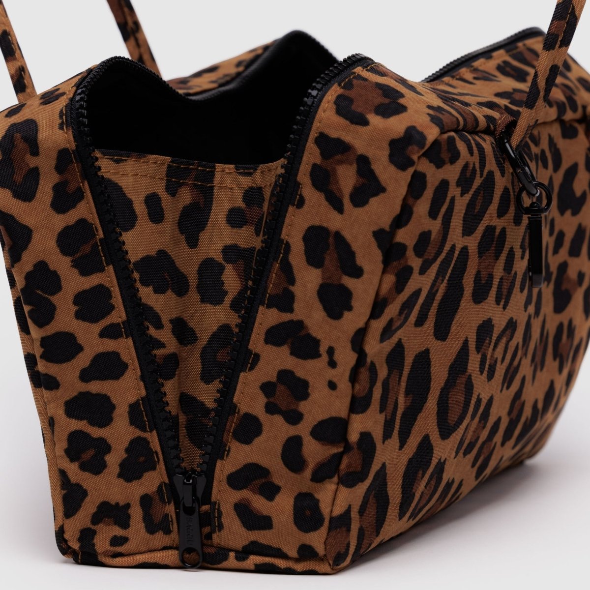 Baggu Nylon Bowler Bag in Leopard - Getoutside Shoes