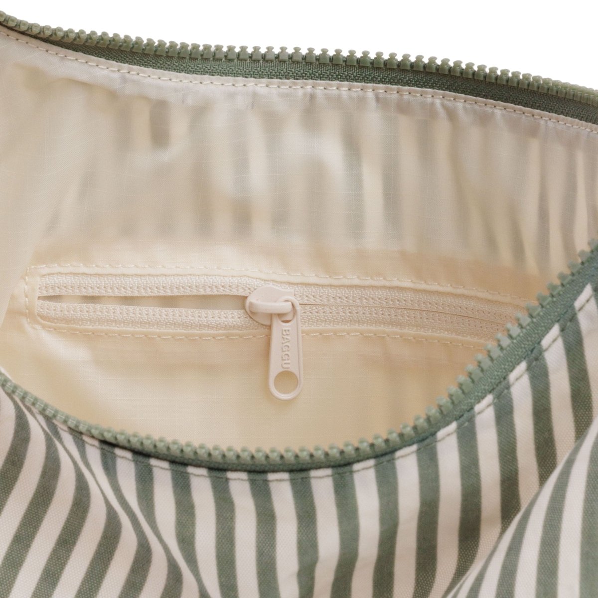 Baggu Nylon Shoulder Bag in Sage Stripe - Getoutside Shoes