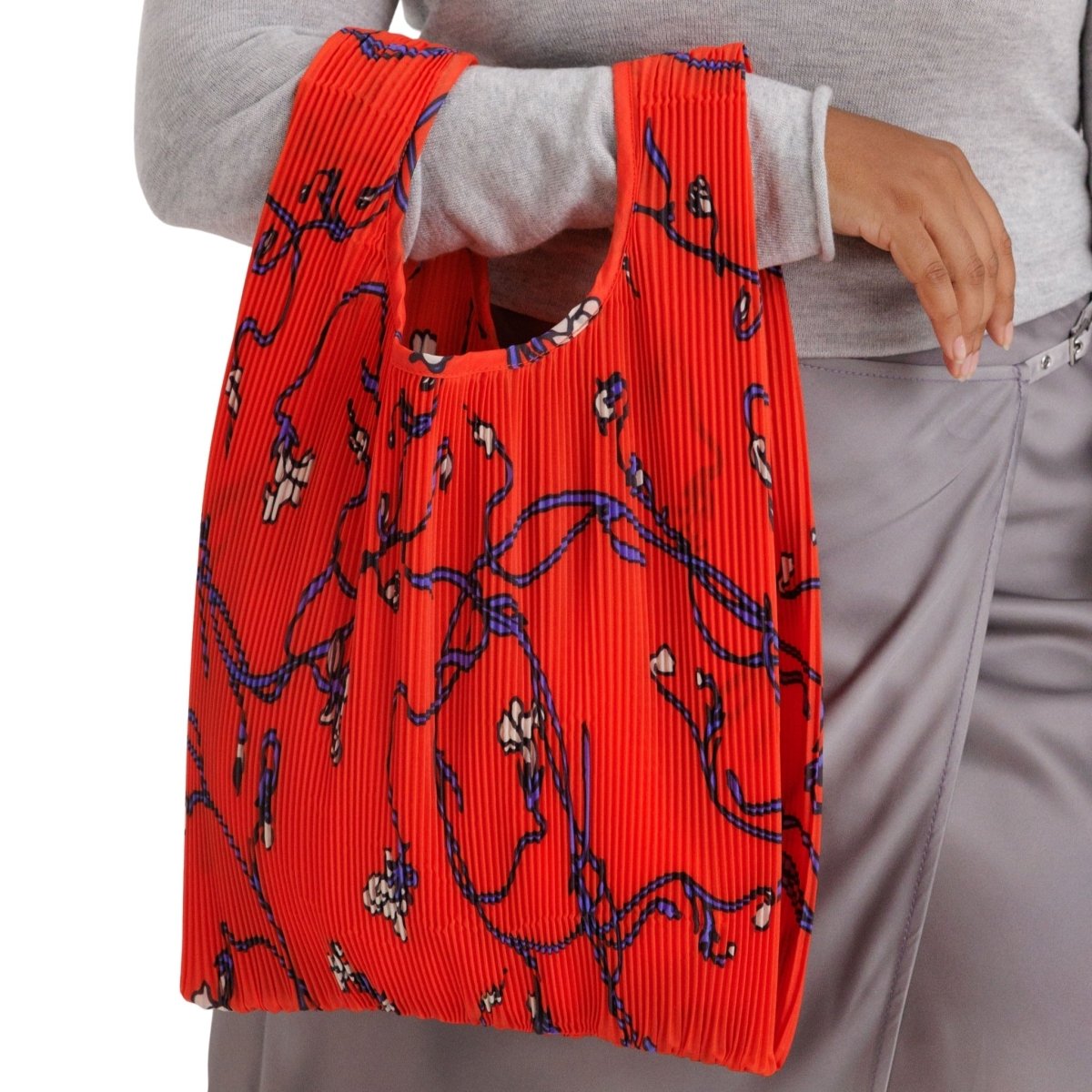 Baggu Pleated Baggu in Red Snapdragon - Getoutside Shoes