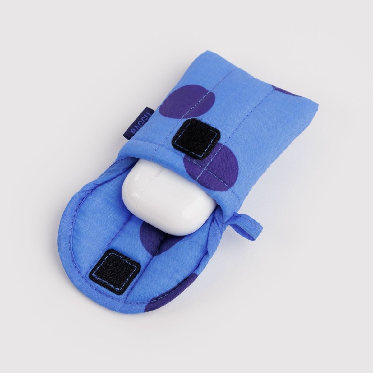 Baggu Puffy Earbuds Case in Blue Polka Dot - Getoutside Shoes