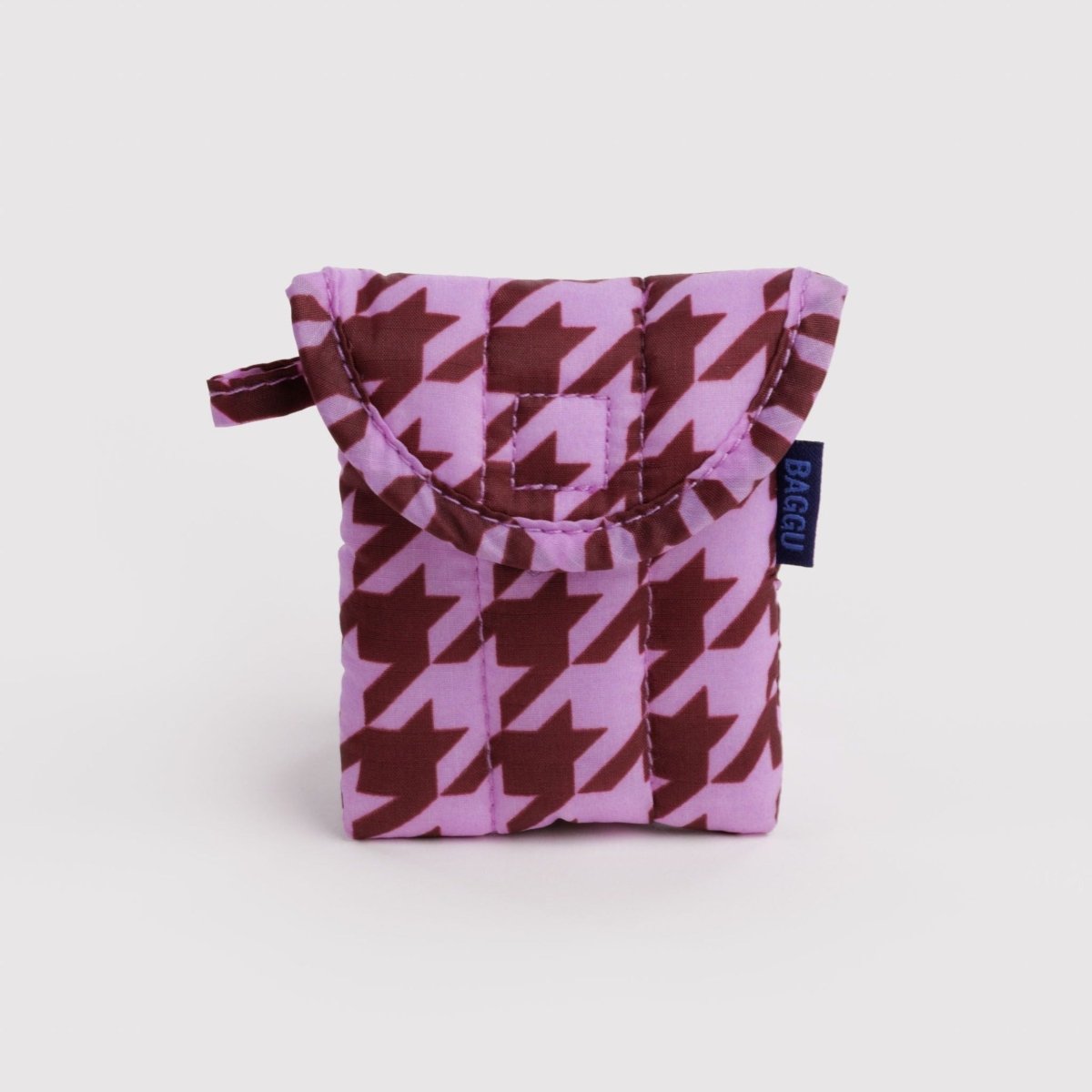 Baggu Puffy Earbuds Case in Pink Houndstooth - Getoutside Shoes