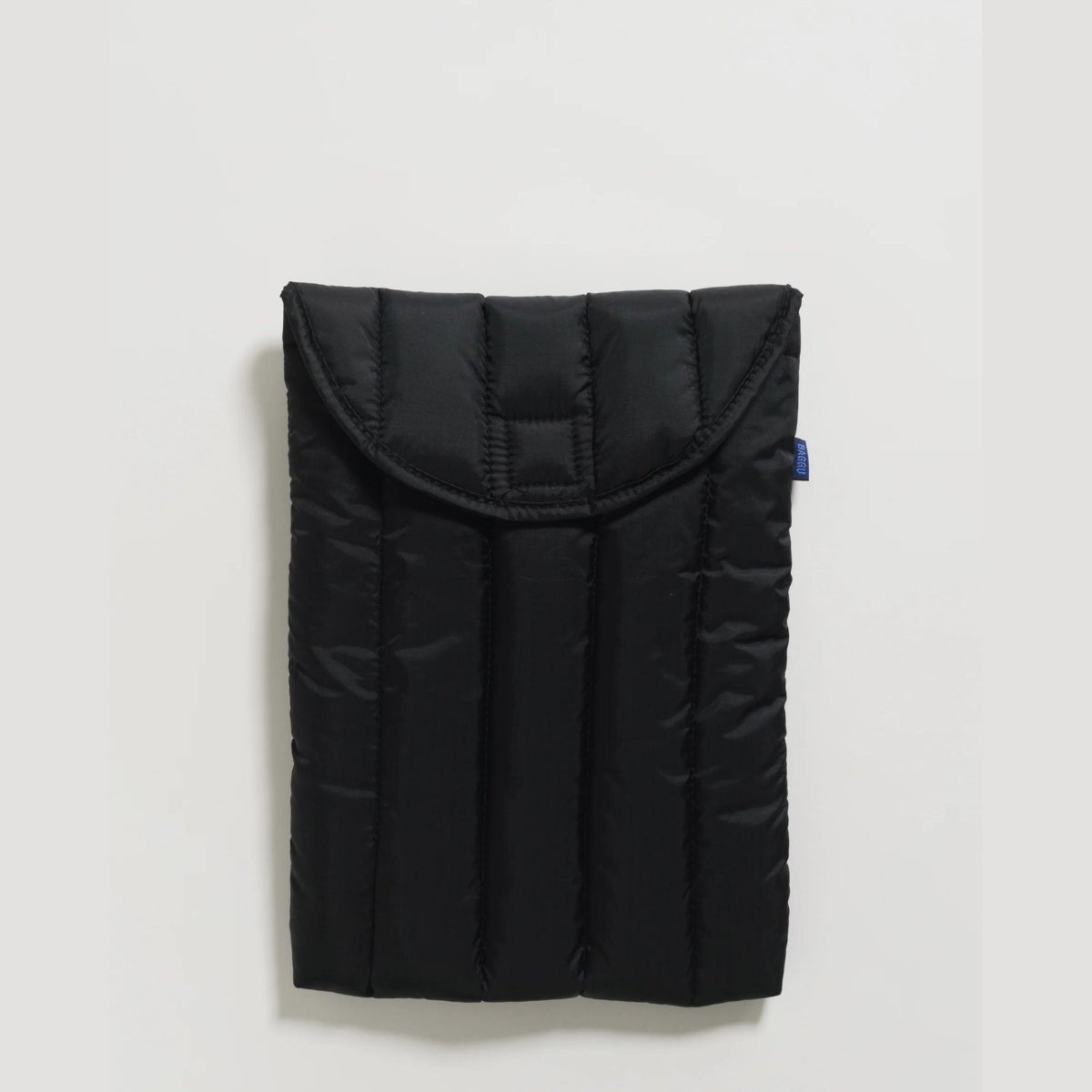 Baggu Puffy Laptop Sleeve 13"/14" in Black - Getoutside Shoes