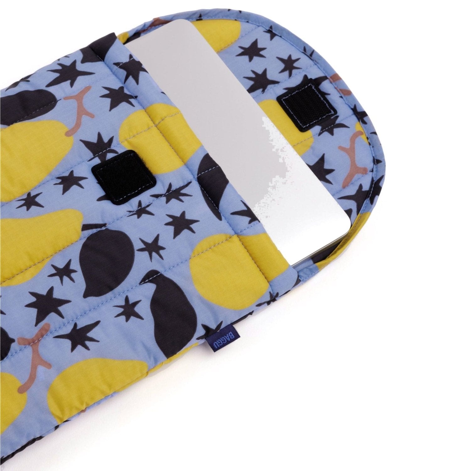 Baggu Puffy Laptop Sleeve 13"/14" in Golden Pears - Getoutside Shoes