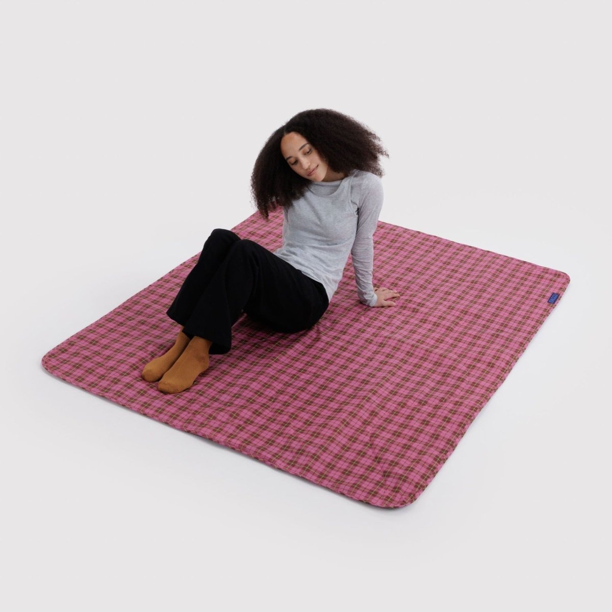 Baggu Puffy Picnic Blanket in Azalea Pink Tartan - Getoutside Shoes