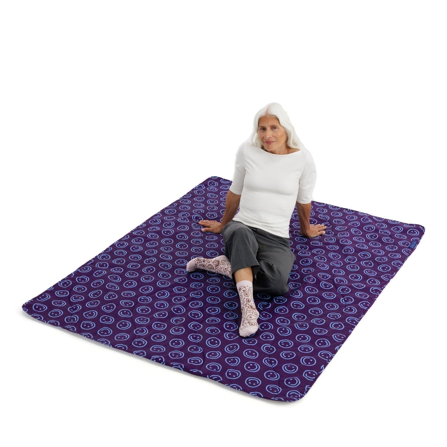 Baggu Puffy Picnic Blanket in Indigo Happy - Getoutside Shoes