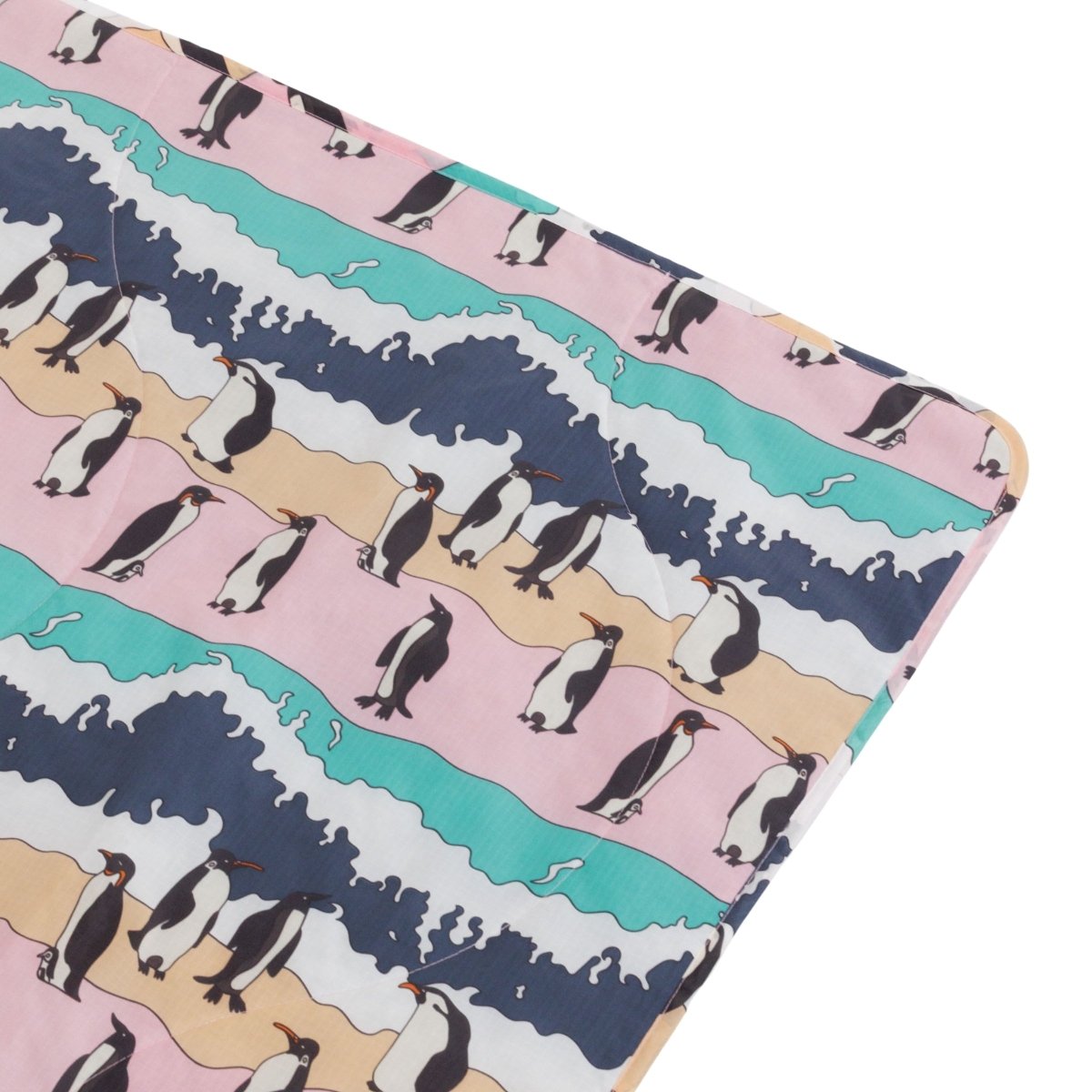 Baggu Puffy Picnic Blanket in Penguins - Getoutside Shoes
