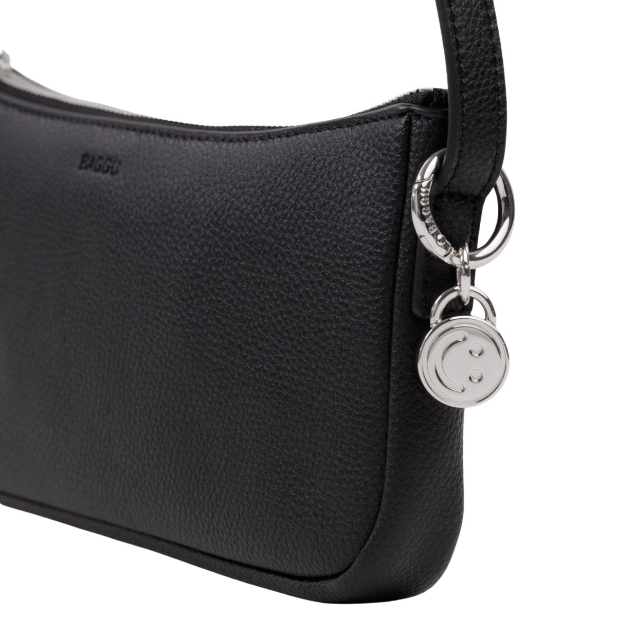 Baggu Recycled Leather Pochette in Black - Getoutside Shoes