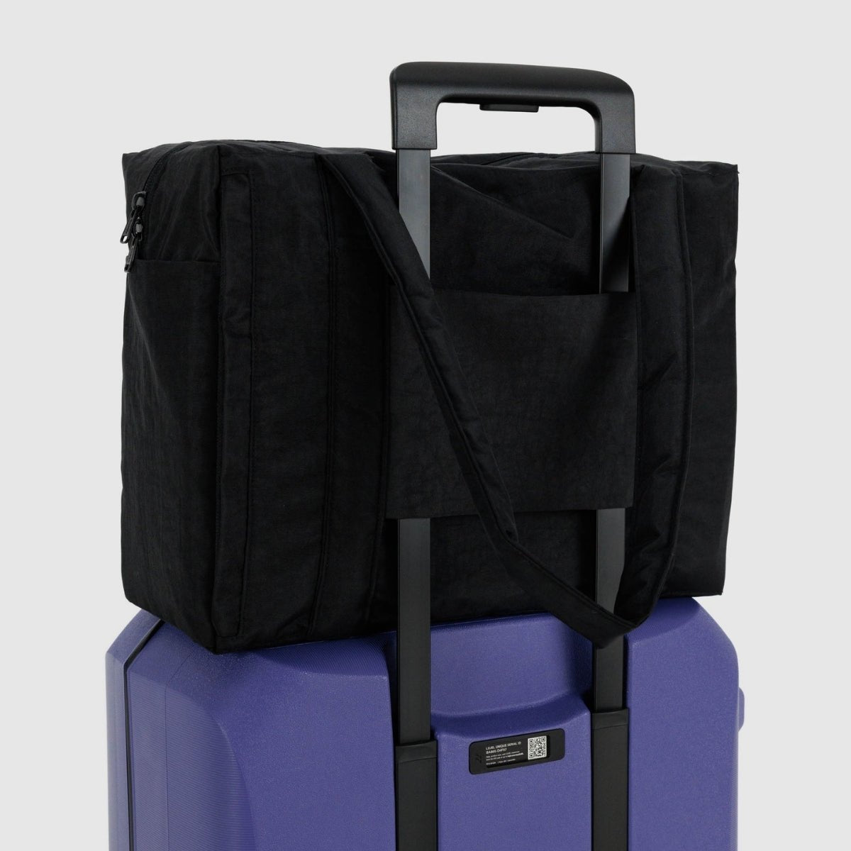 Baggu Small Cloud Carry-On in Black - Getoutside Shoes