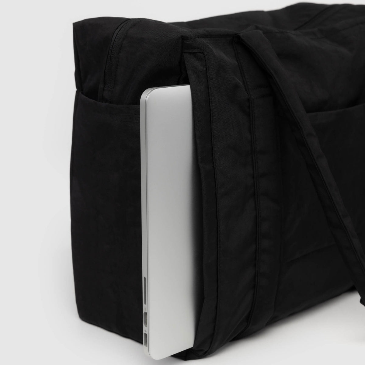 Baggu Small Cloud Carry-On in Black - Getoutside Shoes