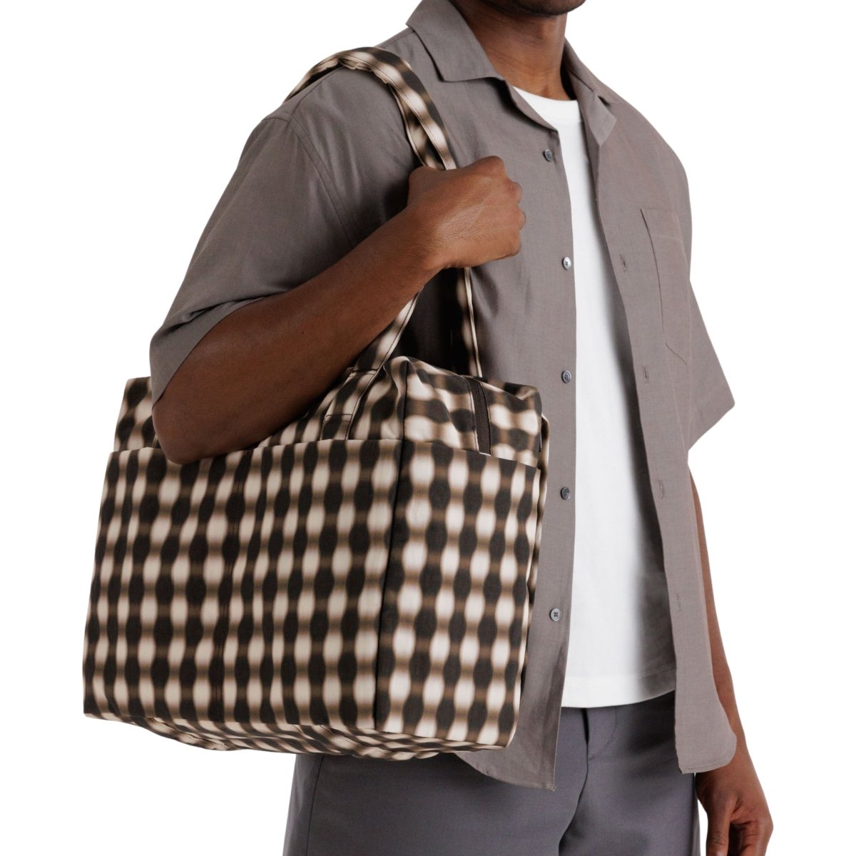 Baggu Small Cloud Carry - On in Blurred Gingham Brown - Getoutside Shoes