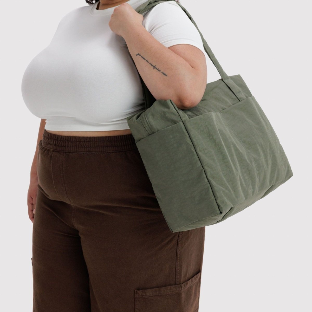 Baggu Small Cloud Carry-On in Caper - Getoutside Shoes