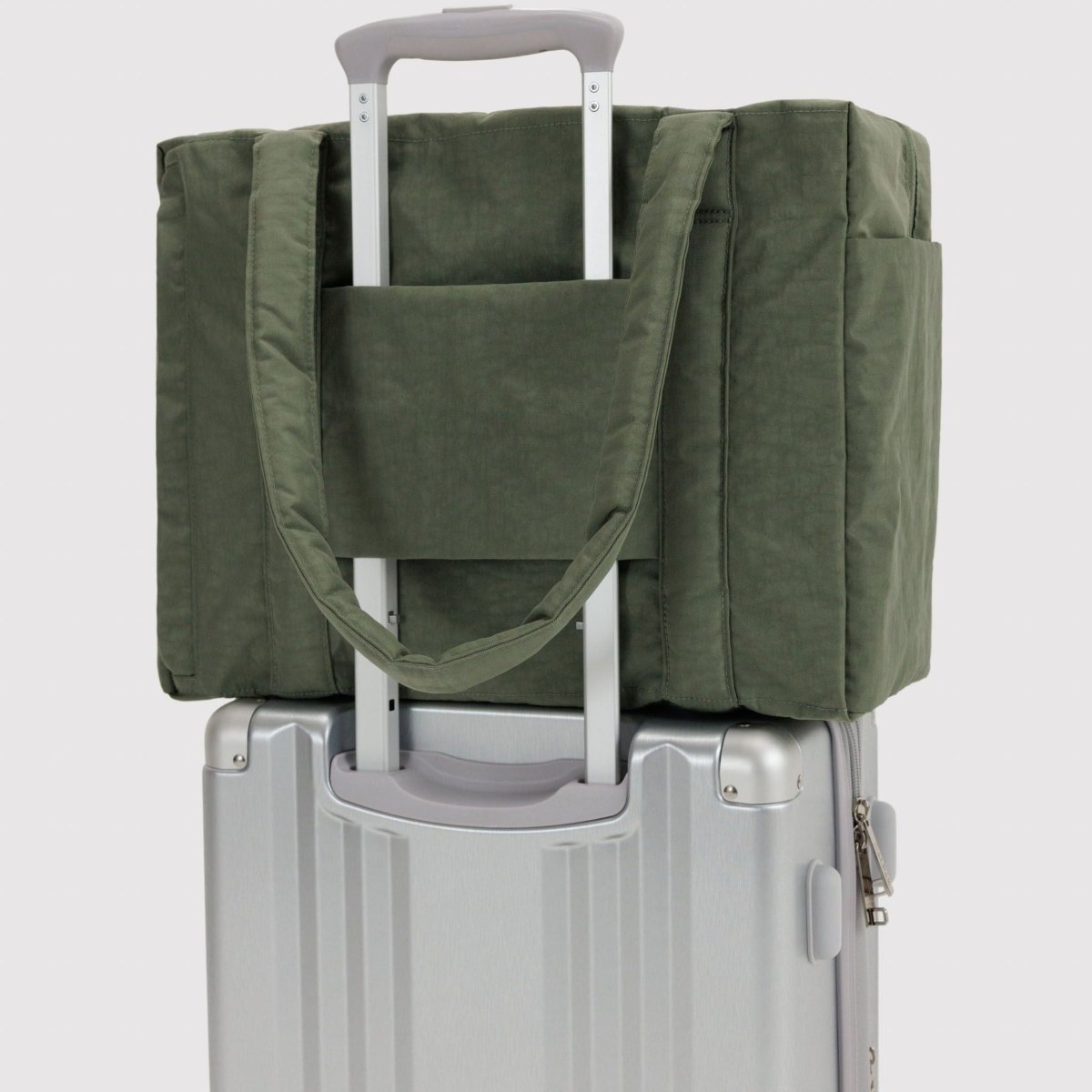Baggu Small Cloud Carry-On in Caper - Getoutside Shoes