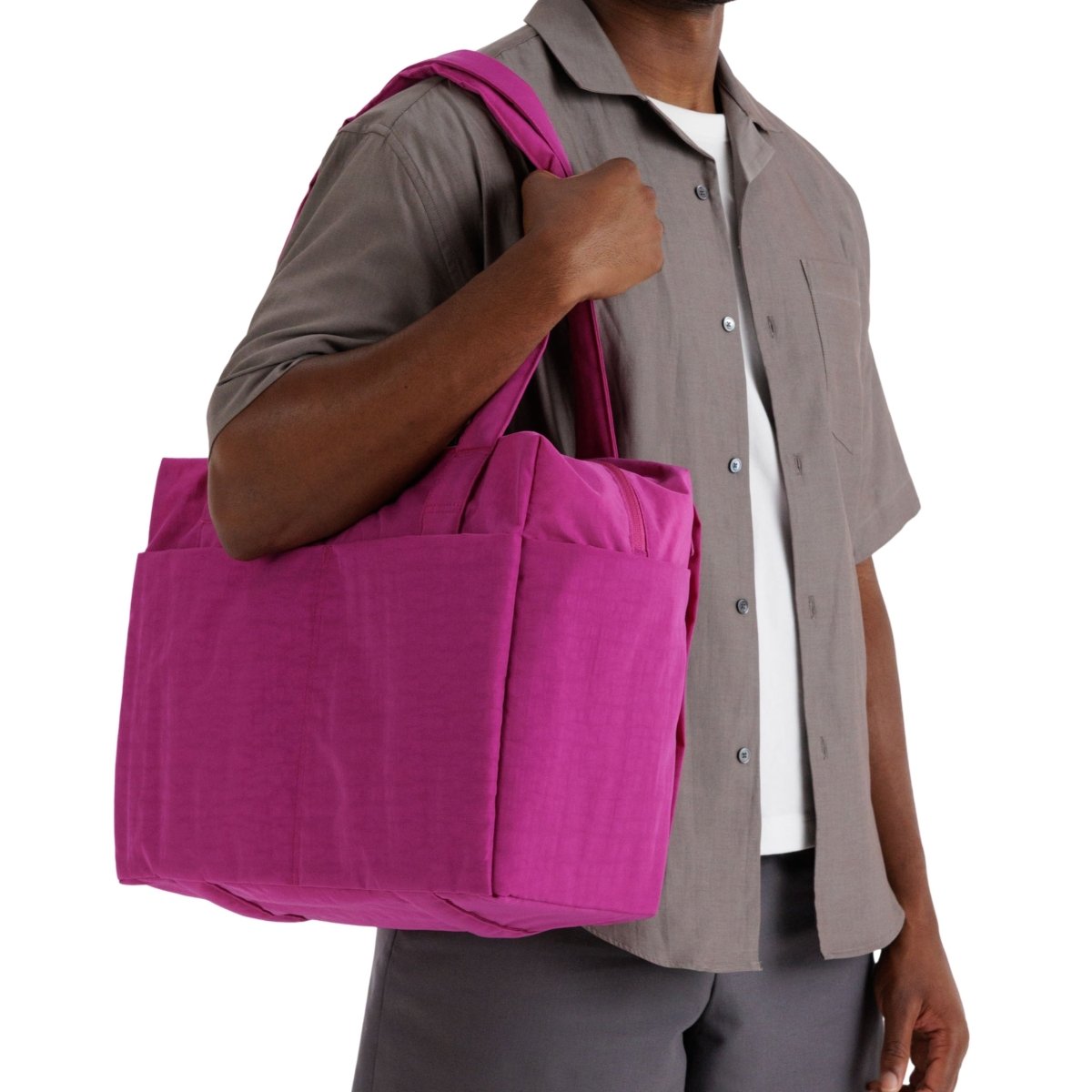 Baggu Small Cloud Carry - On in Deep Fuchsia - Getoutside Shoes
