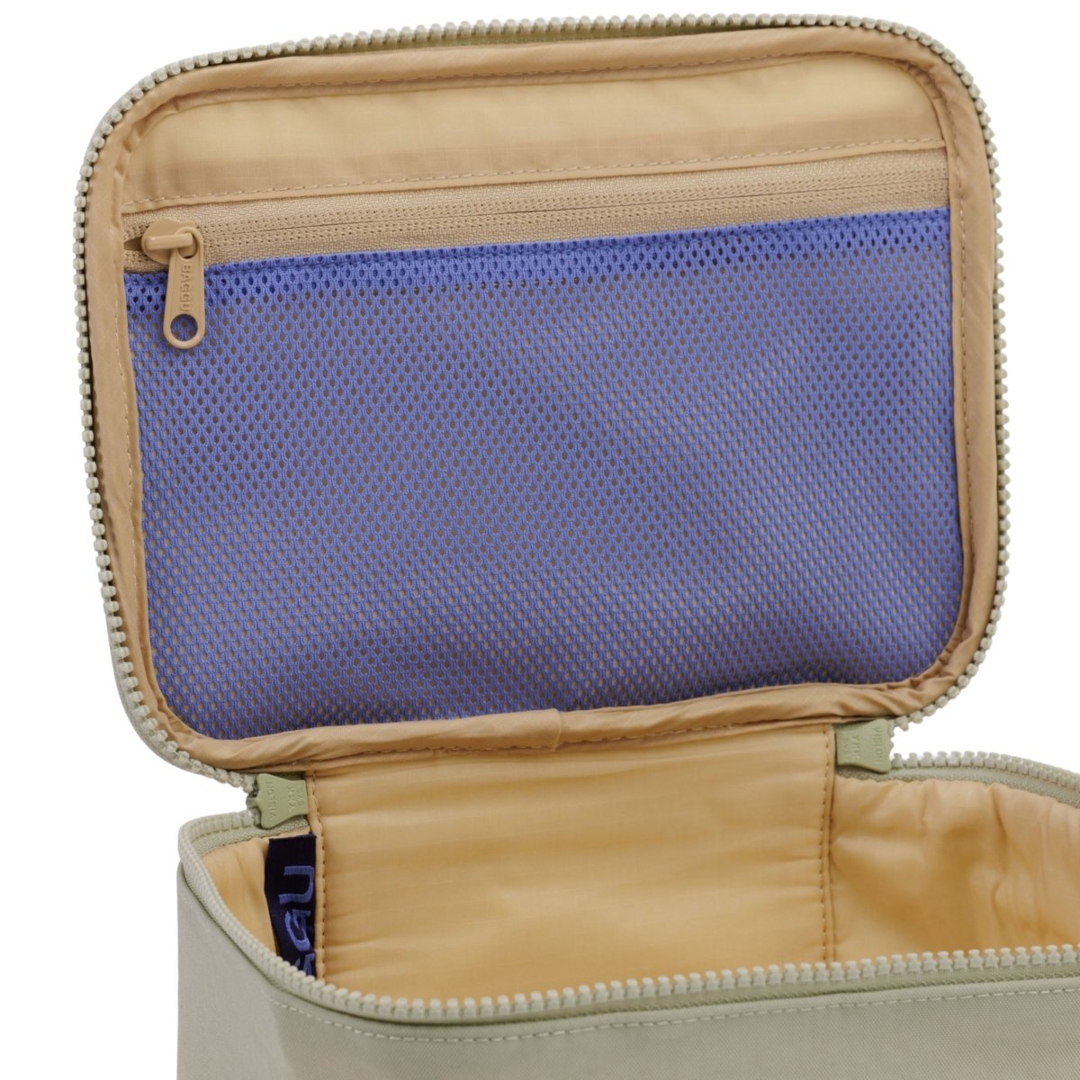 Baggu Small Cosmetic Case in Celadon - Getoutside Shoes